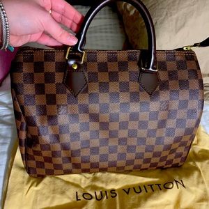 Louis Vuitton Speedy 30